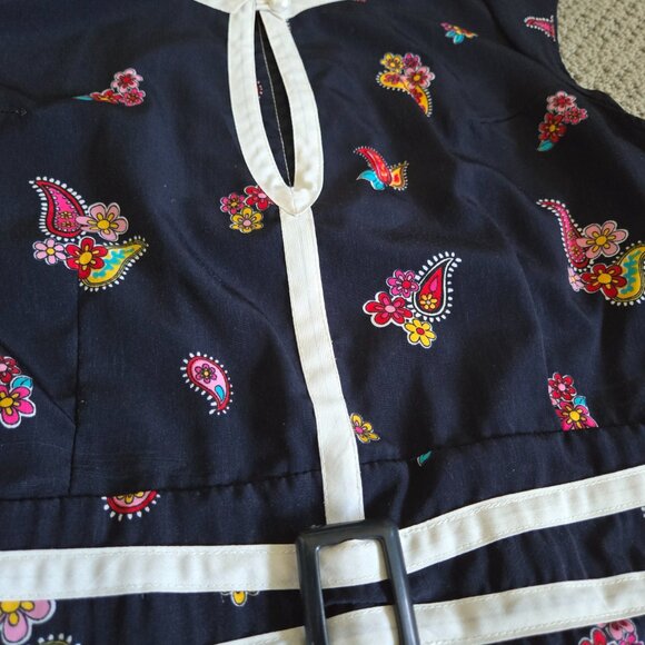 Cute Black Pin-up Wiggle Floral Dress Keyhole, Trollied Dolly, Size M - Picture 9 of 15